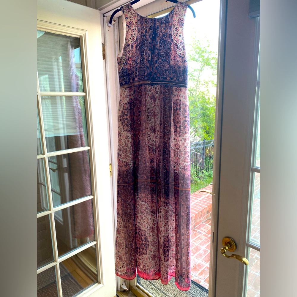 Sleeveless maxi dress.  Gently worn